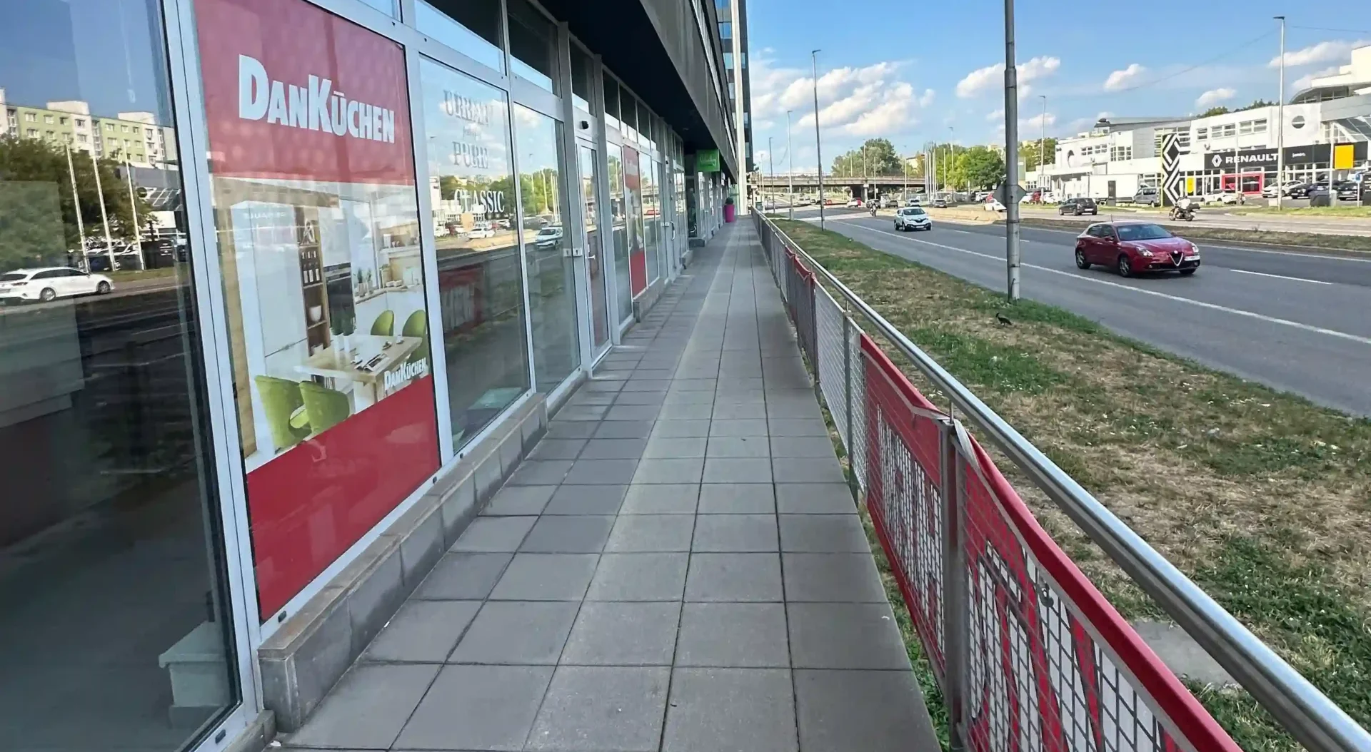 Vchod do Elite Academy MD — Panónska 4/A, Bratislava